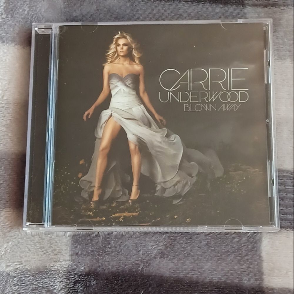 Carrie Underwood CD 